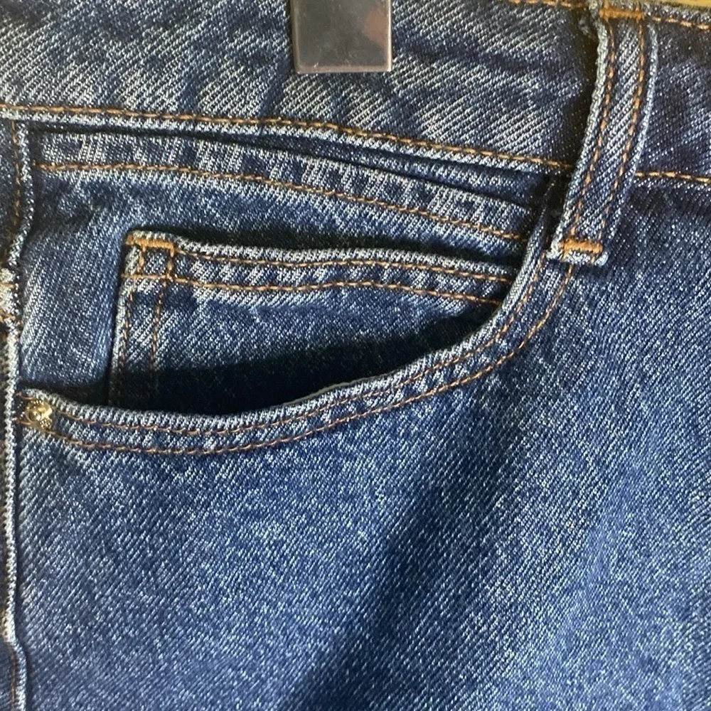 Zara Jean Shorts Raw Distressed Hem High Rise Dark Wash Size 10 - Picture 8 of 15